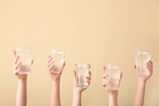 L'Hydratation en fonction des saisons : Un guide essentiel pour rester bien hydraté toute l'année